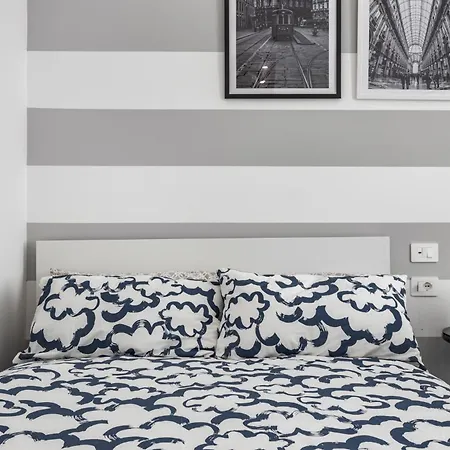 Apartamento Viaortisuite Pta Romana Wifi & A-c 12 Min To Duomo Milão