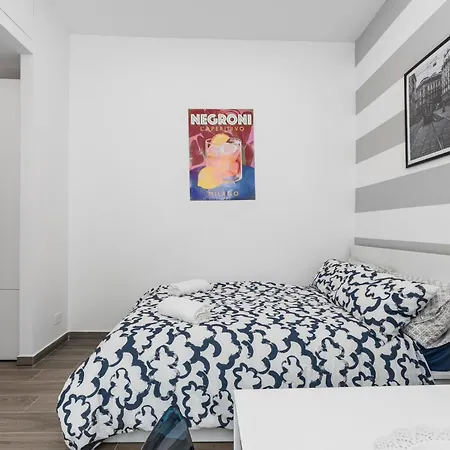 Apartamento Viaortisuite Pta Romana Wifi & A-c 12 Min To Duomo *
